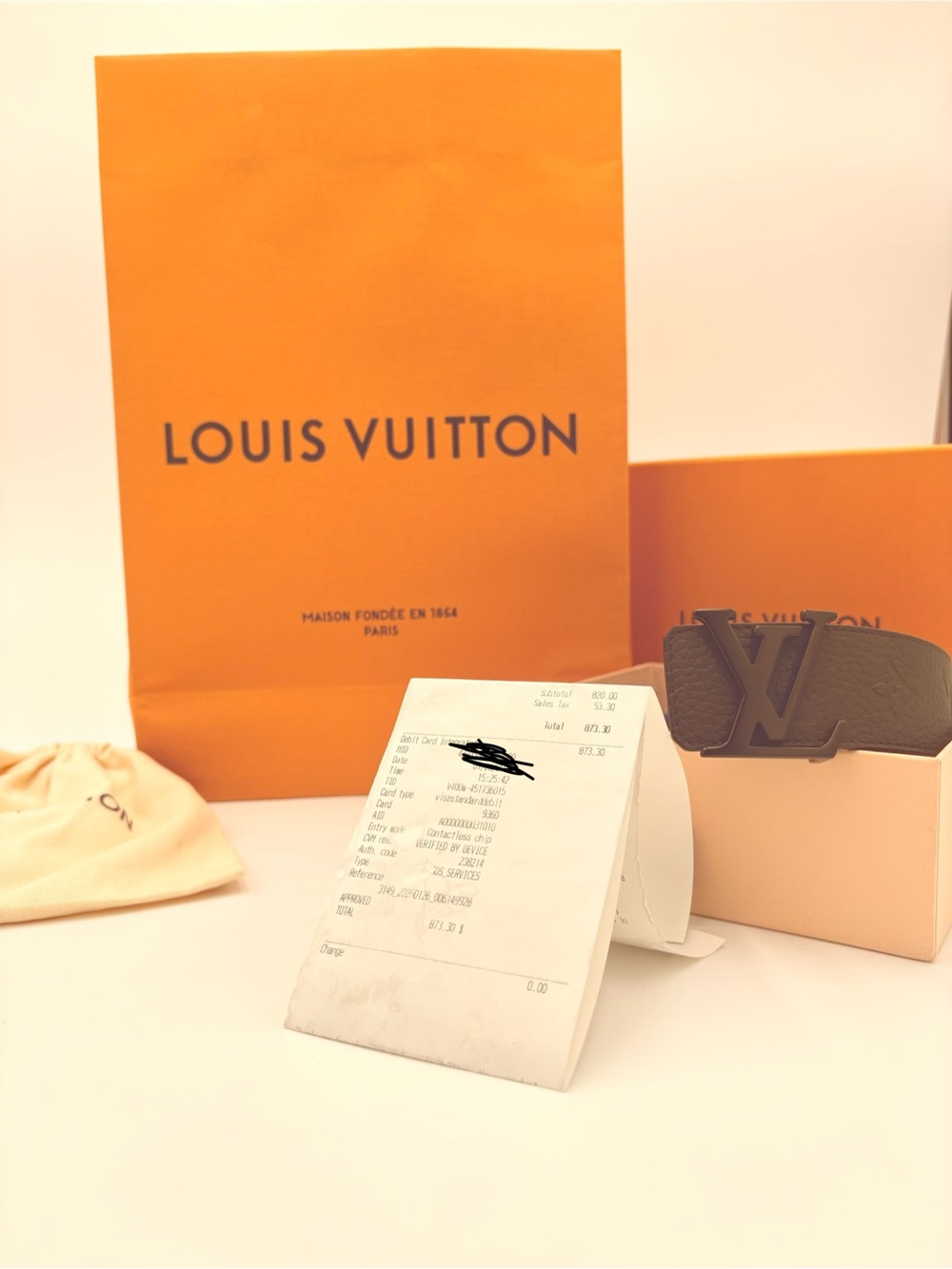 New W/Box Louis Vuitton LV Black Leather belt, Size 34" (M4487)